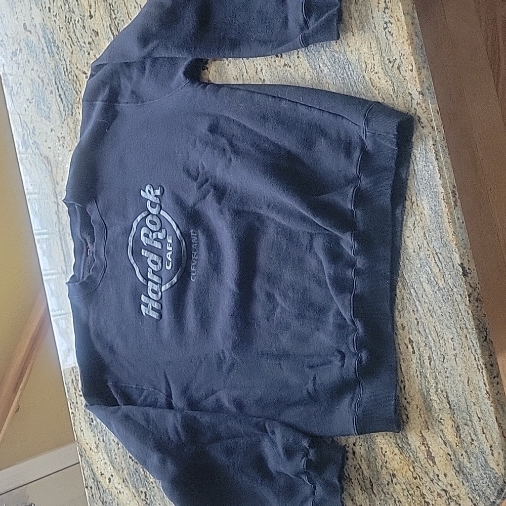 Hard Rock Cafe sweater